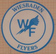 Teampatch der amerikanischen Militärmannschaft Wiesbaden Flyer stationiert in Camp Lindsey