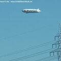 Luftschiff über dem Rhein bei Mainz