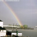 Regenbogen über dem Rhein