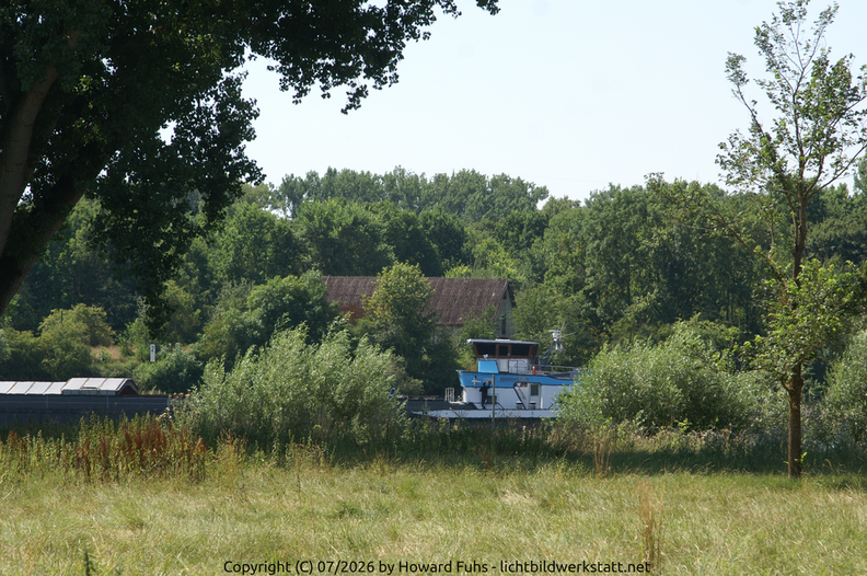 PICT9821.png